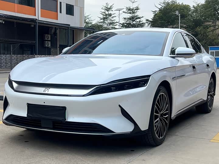 Фото 1 - BYD Han