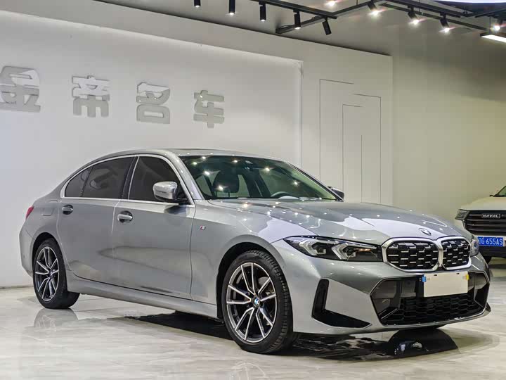 Фото 3 - BMW 3 Series