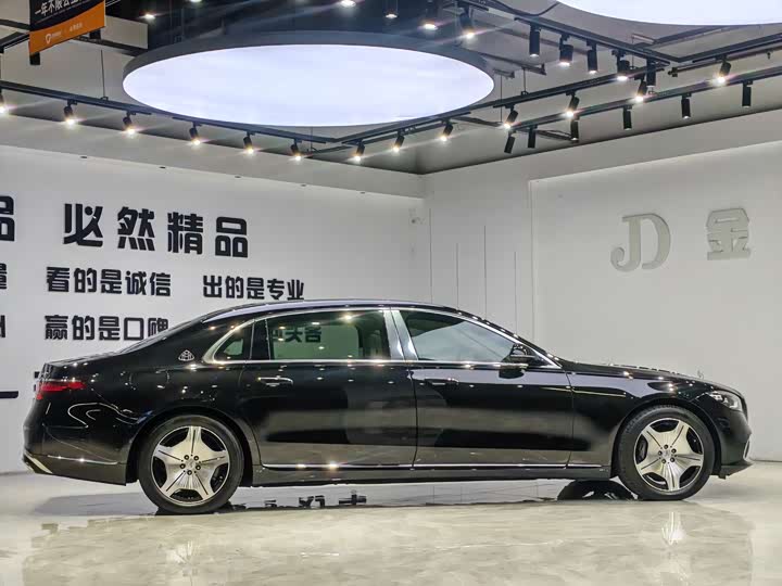 Фото 7 - Mercedes-Benz Maybach S-Class