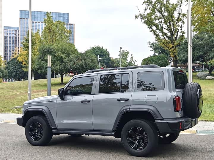 Фото 8 - Tank 300