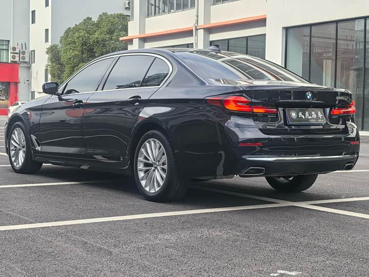 Фото 6 - BMW 5 Series