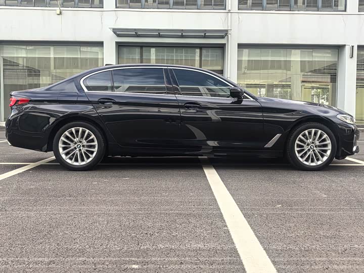 Фото 7 - BMW 5 Series