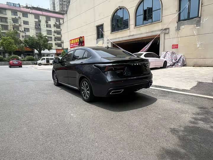 Фото 4 - Chery Omoda S5 (Arrizo 5 Plus)