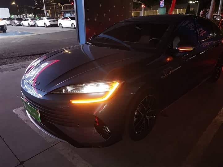 Фото 1 - BYD Seal