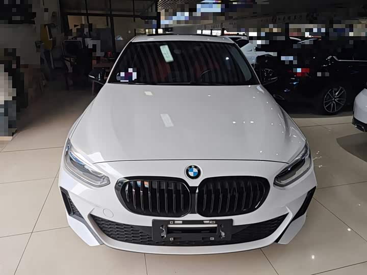 Фото 3 - BMW 1 Series