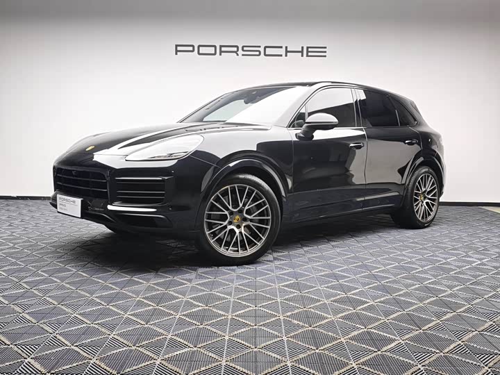 Фото 1 - Porsche Cayenne