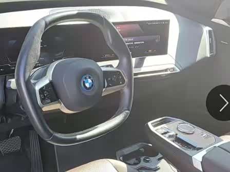 Фото 8 - BMW iX
