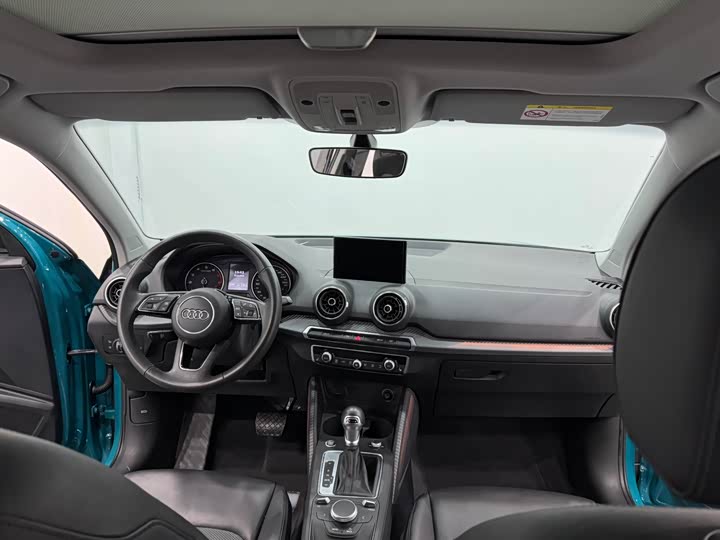 Фото 5 - Audi Q2L