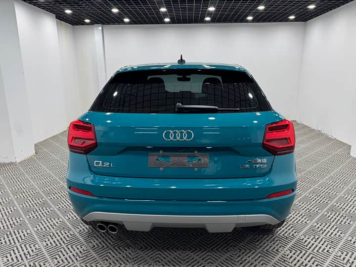 Фото 8 - Audi Q2L