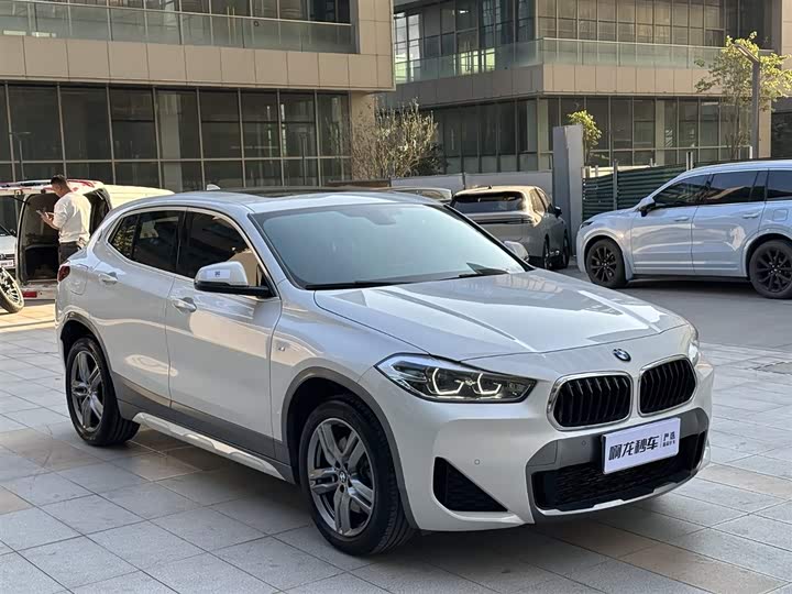 Фото 7 - BMW X2