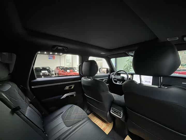 Фото 7 - Changan Deepal G318