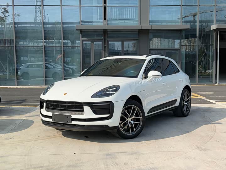 Фото 1 - Porsche Macan
