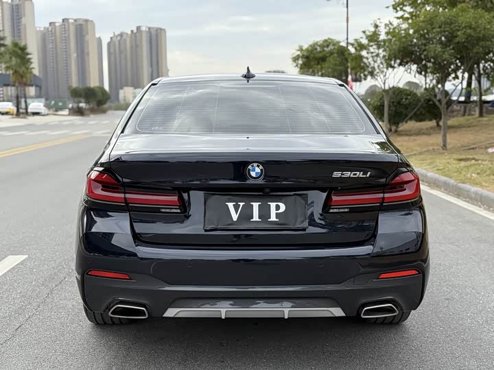 Фото 4 - BMW 5 Series