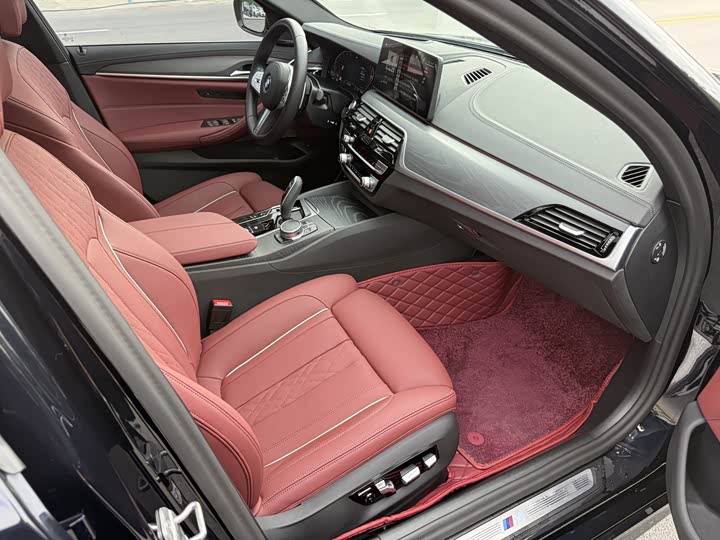 Фото 8 - BMW 5 Series