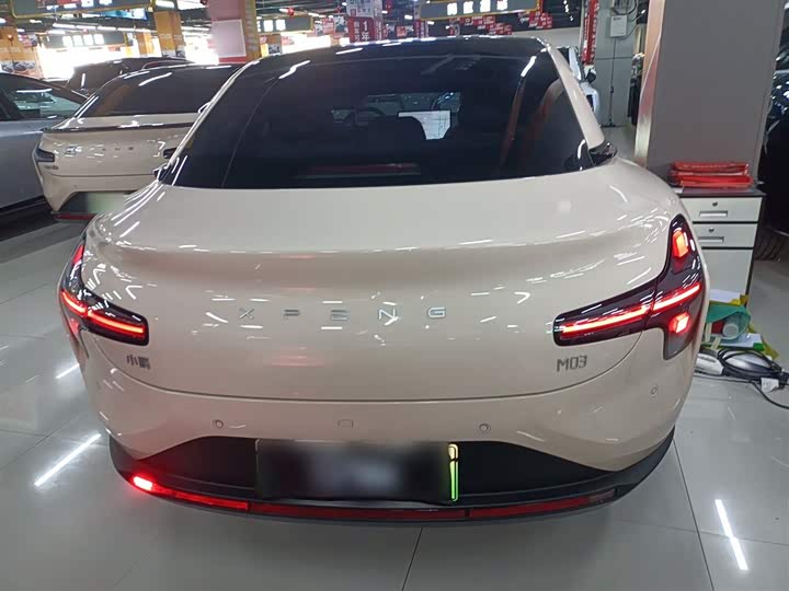 Фото 6 - XPeng Mona M03
