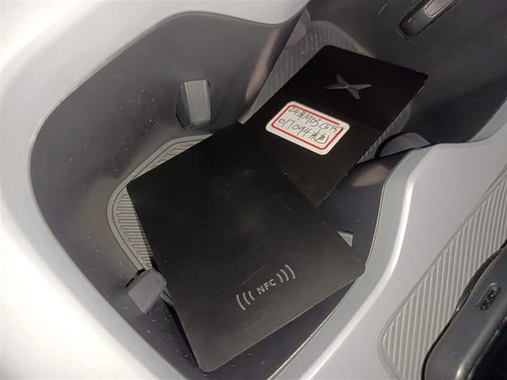 Фото 9 - XPeng Mona M03