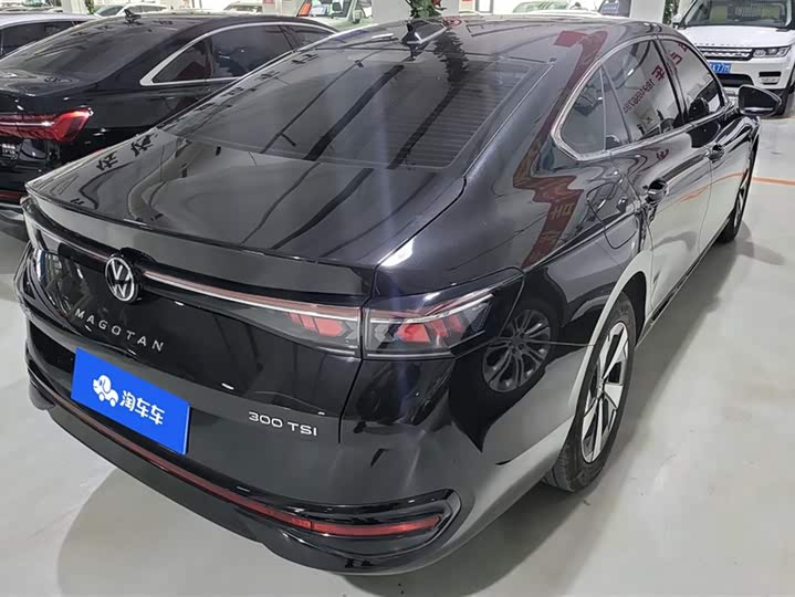 Фото 3 - Volkswagen Magotan