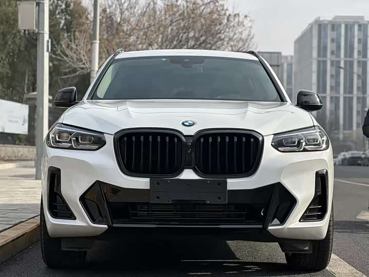 Фото 2 - BMW X3