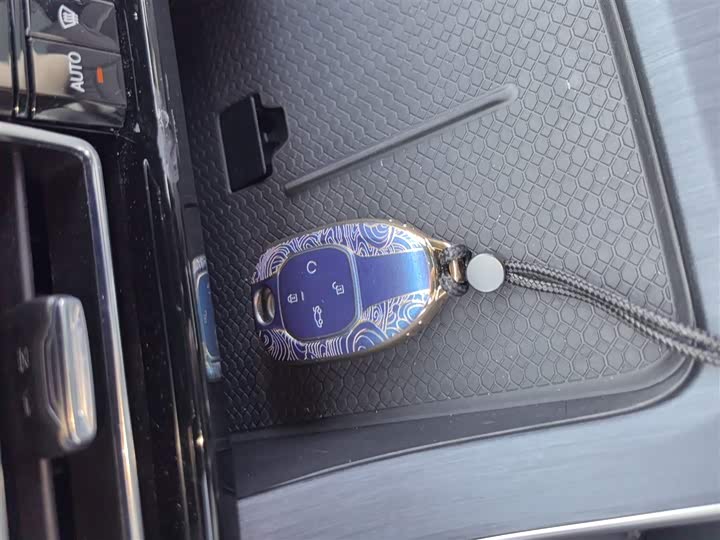 Фото 9 - GAC Trumpchi GS8