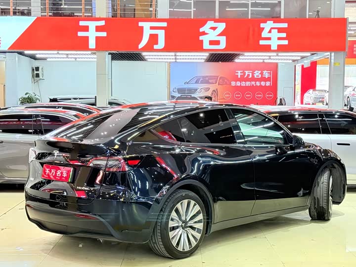 Фото 5 - Tesla Model Y