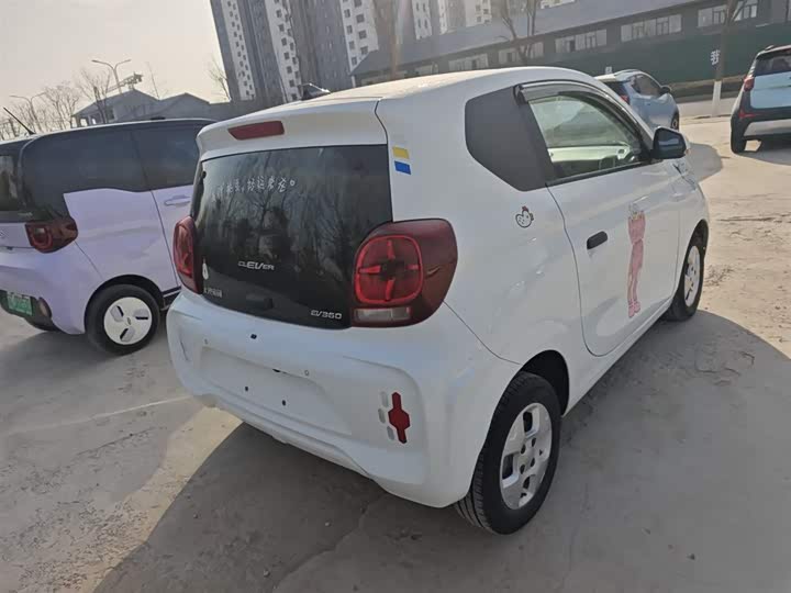 Фото 7 - Roewe Clever