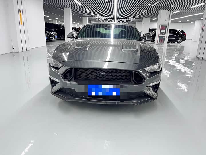 Фото 2 - Ford Mustang