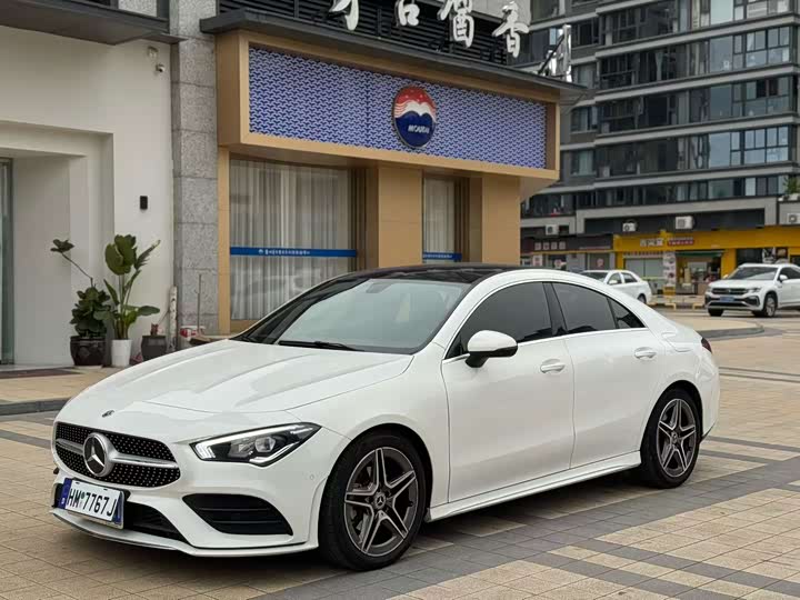 Фото 3 - Mercedes-Benz CLA-Class