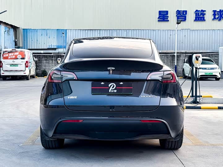 Фото 5 - Tesla Model Y