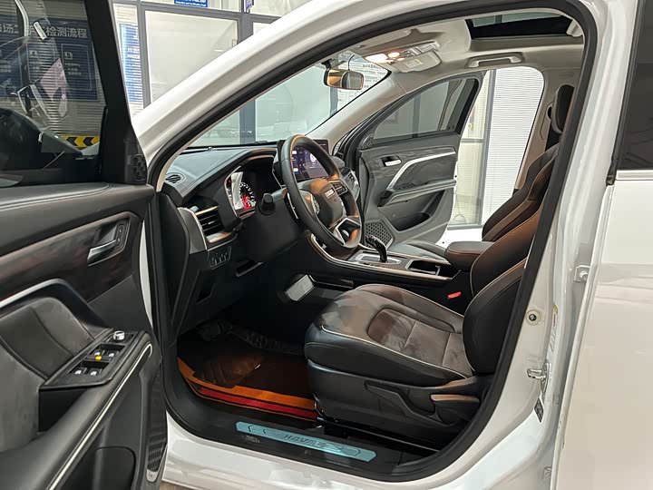 Фото 8 - Haval H6