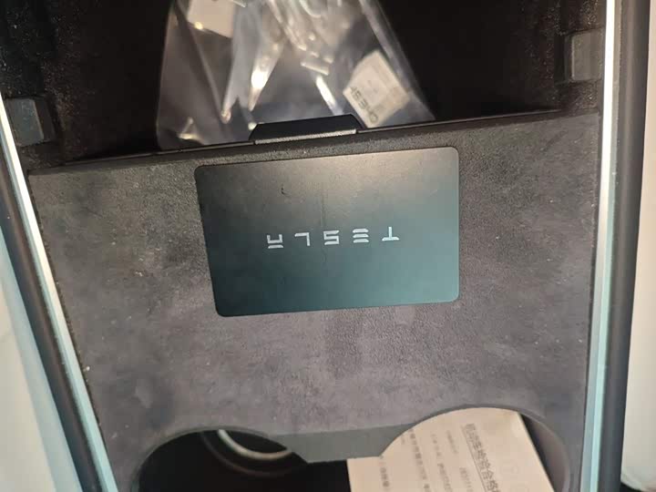 Фото 9 - Tesla Model Y