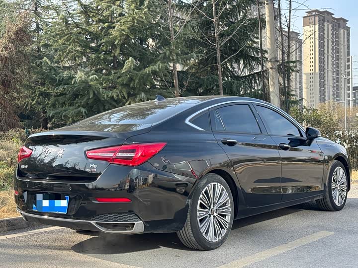 Фото 4 - Hongqi H5