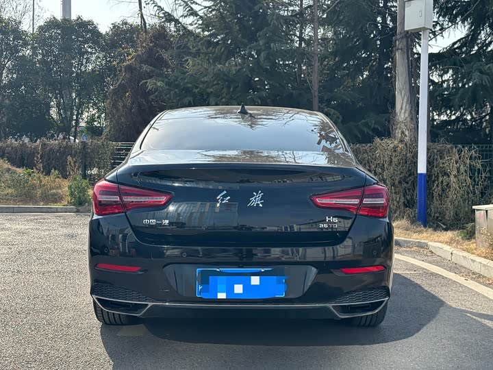 Фото 5 - Hongqi H5