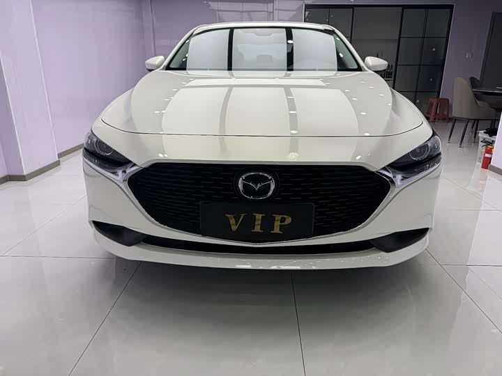 Фото 2 - Mazda 3 (Axela)