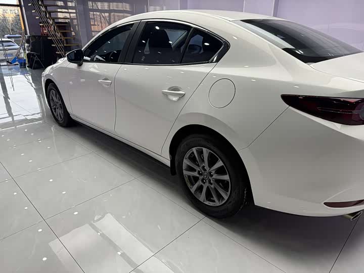 Фото 6 - Mazda 3 (Axela)