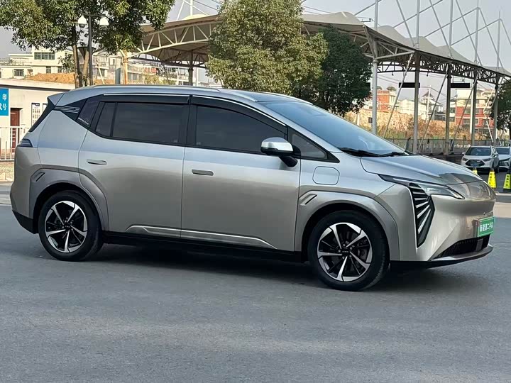 Фото 3 - GAC Aion Y