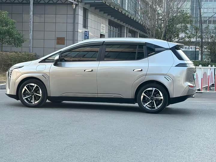 Фото 9 - GAC Aion Y