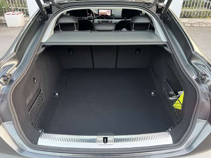 Фото 8 - Audi A5