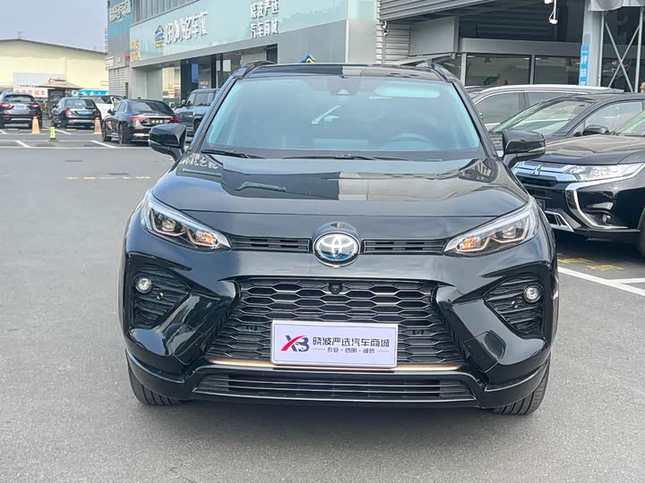 Фото 2 - Toyota Wildlander