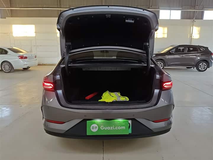 Фото 9 - BYD Qin Plus