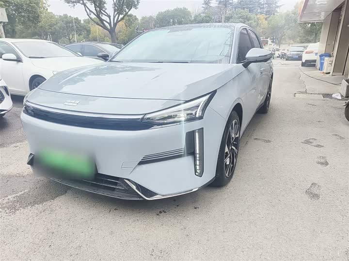 Фото 1 - Geely Galaxy L6