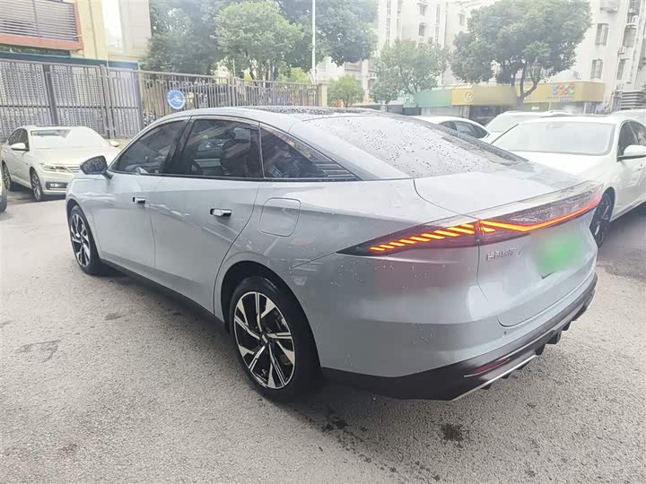 Фото 5 - Geely Galaxy L6