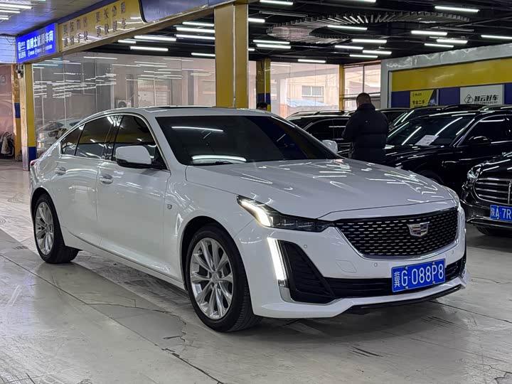 Фото 3 - Cadillac CT5