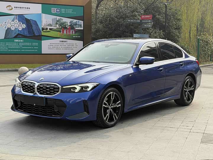 Фото 1 - BMW 3 Series