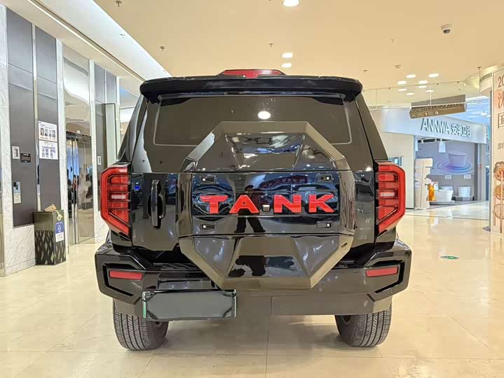 Фото 3 - Tank 400 Hybrid