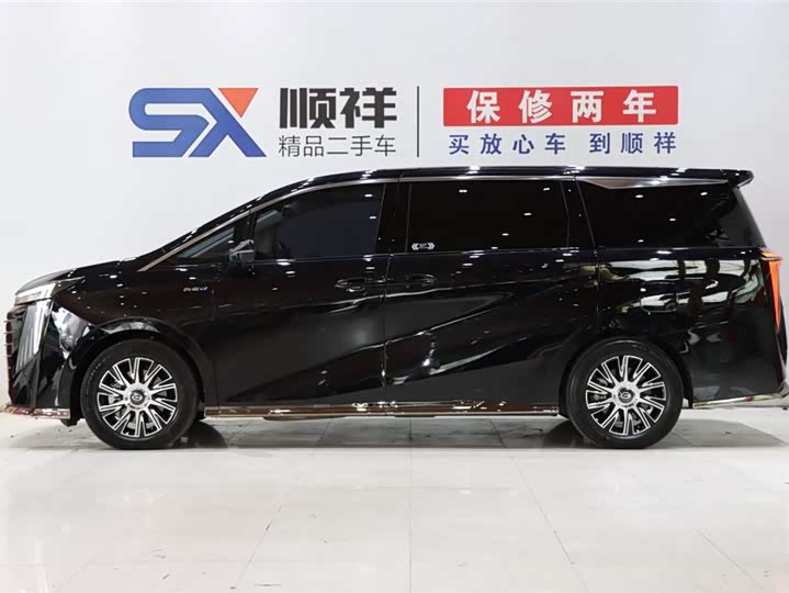 Фото 6 - GAC Trumpchi E9