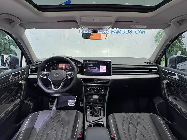 Фото 5 - Volkswagen Tiguan L Pro