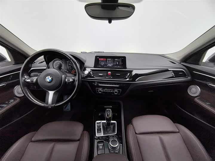 Фото 5 - BMW 1 Series