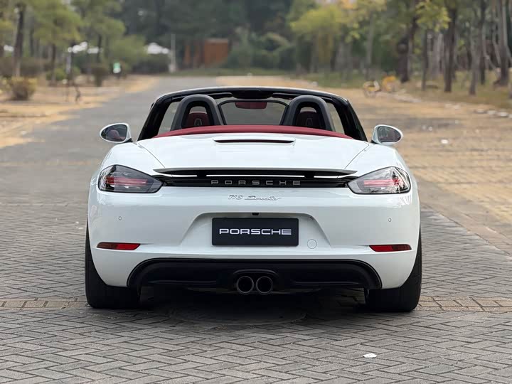 Фото 8 - Porsche 718