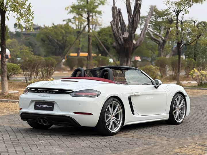 Фото 9 - Porsche 718