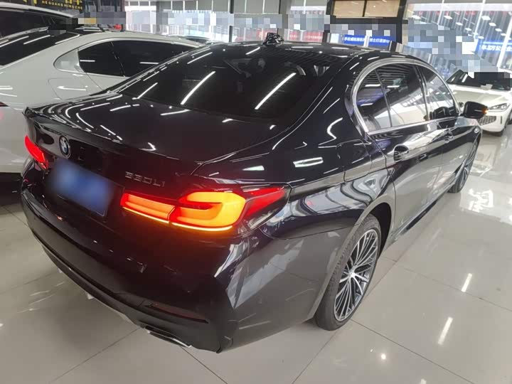 Фото 7 - BMW 5 Series